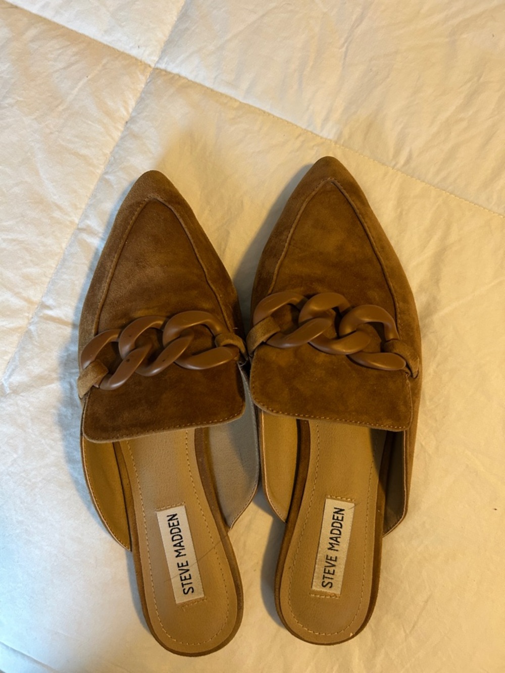 Steve Madden Tan Suede Pointed Chain-Trim Mules